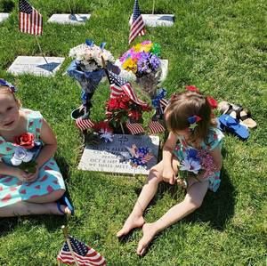 Meet your Posher, Suzanne